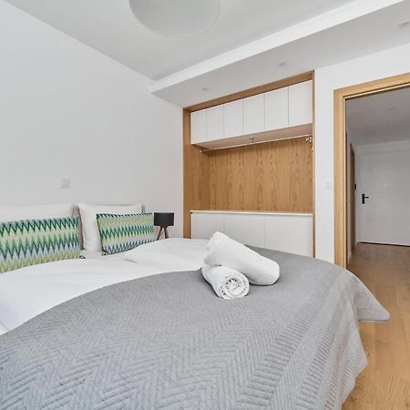 Walonska 16 Sauna & Fitness Family Apartments By Renters Prestige วรอตซวาฟ ภายนอก รูปภาพ
